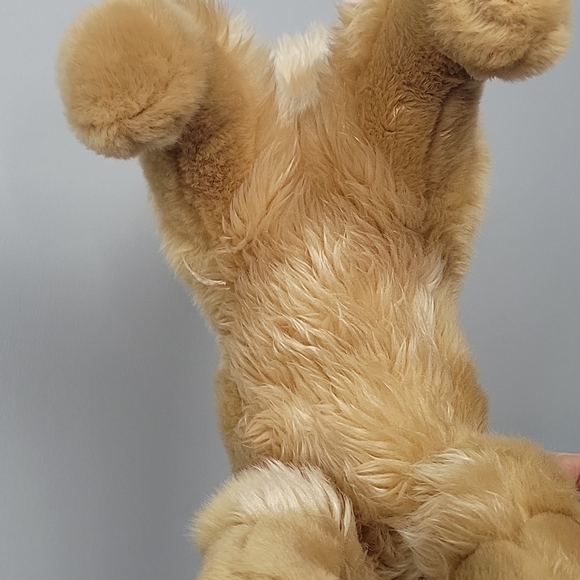 BASS PRO SHOPS Golden Retriever Plush Dog Toy - Picture 6 of 6